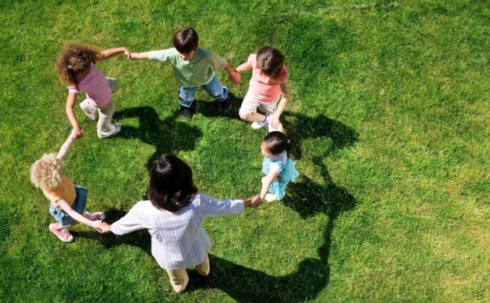 Council of Europe Committee calls for better protection of children against sexual abuse in the circle of trust