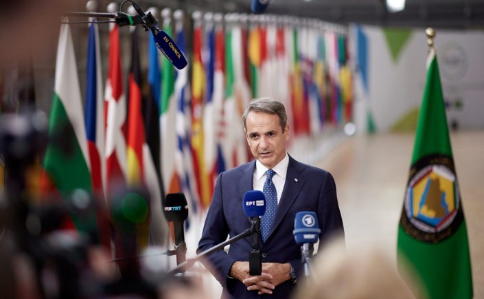 Greek PM at EU Council meeting: «Άμυνα, ανταγωνιστικότητα και στεγαστικό» οι μεγάλες προτεραιότητες της Ευρώπης [Video]