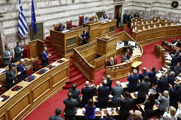 Tomb of the Unknown Soldier: Όλα όσα έγιναν στη Βουλή επί της τροπολογίας για τον Άγνωστο Στρατιώτη - Η απουσία Δένδια και οι αλληλοκατηγορίες κυβέρνησης και αντιπολίτευσης