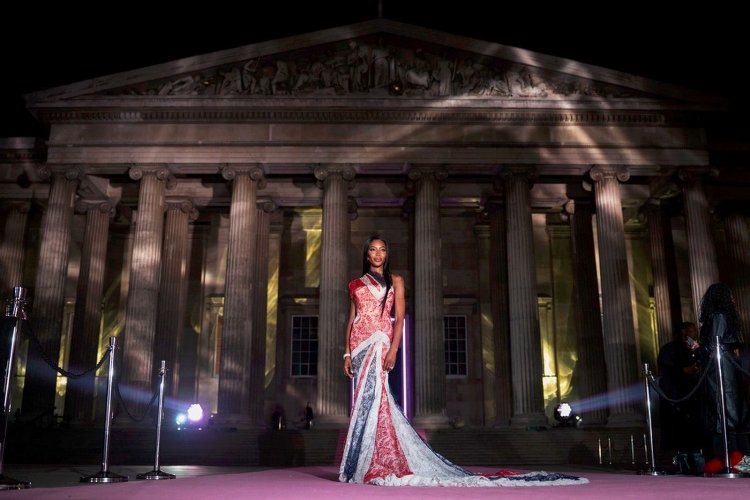 Met Gala 2025: Γιατί μας ενόχλησε τόσο πολύ το «Met Gala» του Βρετανικού Μουσείου!! Στην εποχή του «instagramικού» πολιτισμού, σημαντικό δεν είναι τι βλέπεις, αλλά πώς φαίνεσαι όταν το βλέπεις!!