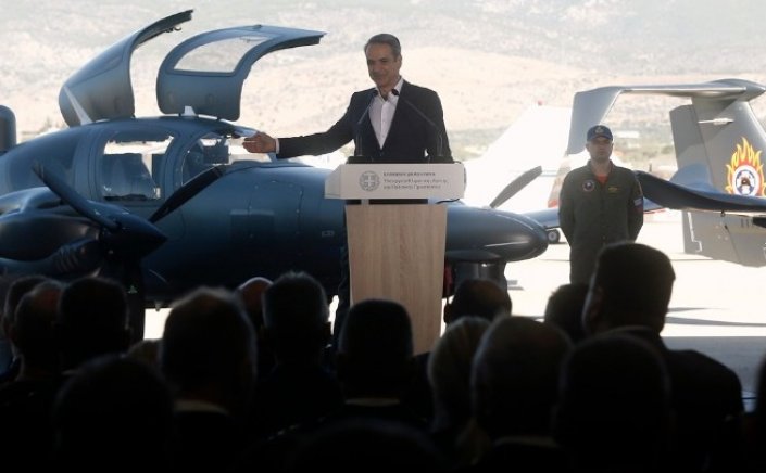 PM Mitsotakis at the delivery of three Diamond DA62 MPP aircraft: Η μεγαλύτερη επένδυση στην ανθεκτικότητα της πατρίδας μας