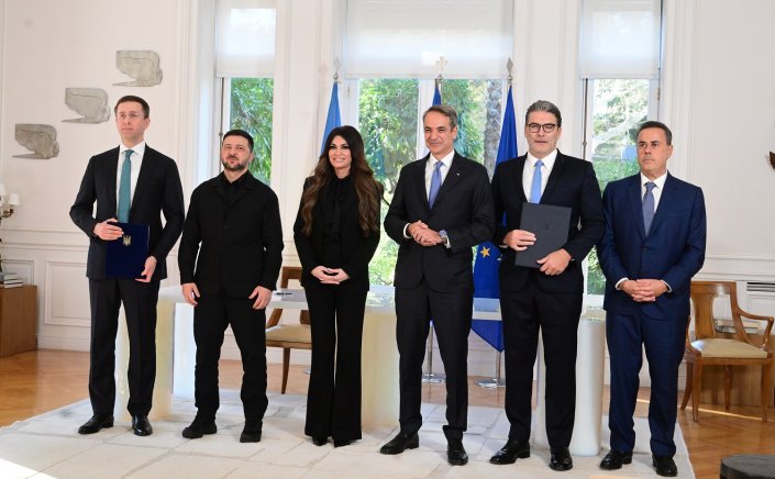 PM Mitsotakis meets Zelensky: Συμφωνία Μητσοτάκη και Ζελένσκι για το αμερικανικό LNG - Τι προβλέπει το deal