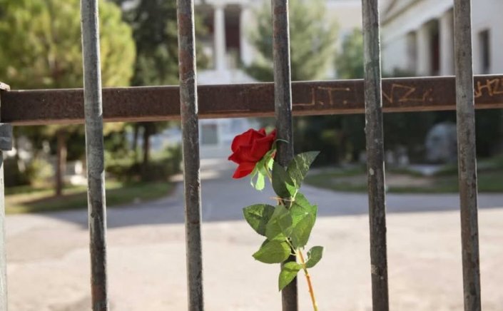 Xpήστos Bεpώvηs για Πολυτεχνείο: Η προσήλωση στις αξίες της συμμετοχής, της ενότητας και της ευθύνης αποτελεί τον δρόμο για έναν τόπο που επιδιώκει την πρόοδο 