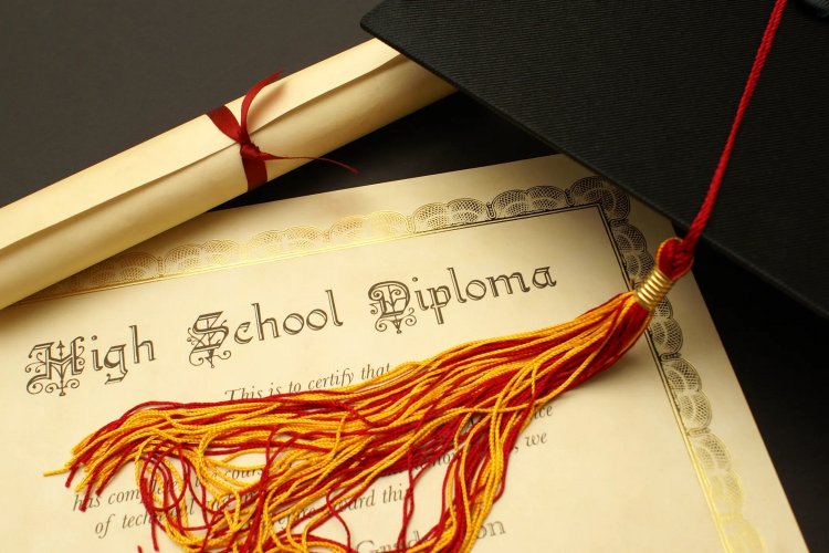 National High School Diploma: Στασιμότητα στο Εθνικό Απολυτήριο, μέχρι να επιτευχθεί πολιτική συναίνεση - Το αγκάθι των Πανελληνίων