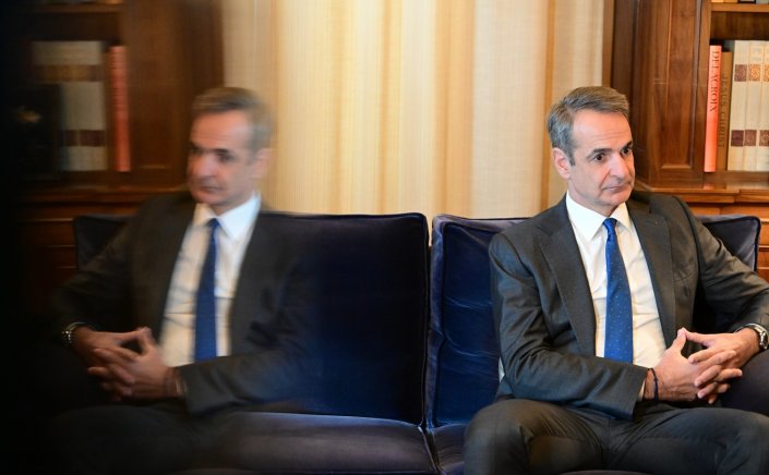 Gov & Political Affairs: Εκλογές το 2026 και δίλημμα για τον εκλογικό νόμο