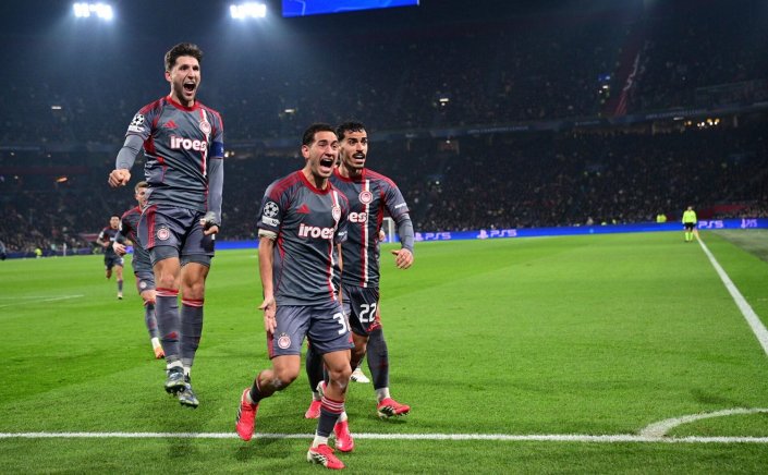 UCL Triumph - Ajax vs Olympiacos 1-2:  Θρυλική Άλωση στο Άμστερνταμ και Πρόκριση στους «24»