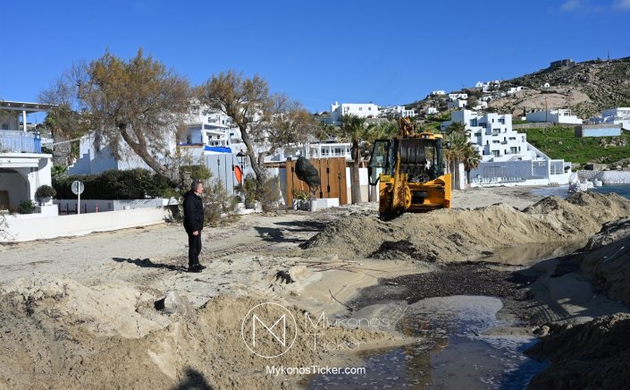 Έκτακτη Παρέμβαση στον Ορνό: Ο Δήμος Μυκόνου θωρακίζει την περιοχή ενόψει κακοκαιρίας [Εικόνες & Video]
