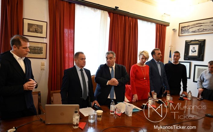 «Βασίλης Σπανάκης στη Μύκονο: 17,5 εκ. ευρώ έργα, Νέος Κώδικας και στρατηγικός σχεδιασμός για το μέλλον του Νησιού» [video]