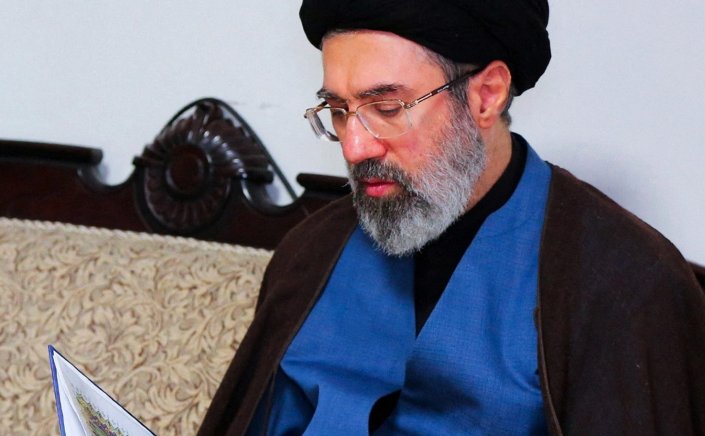 Iran Succession: Η «επιβίωση» του Mojtaba Khamenei και η Διαδοχή