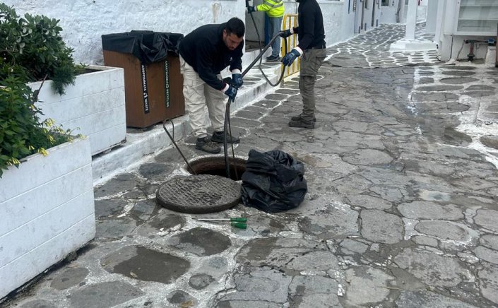 ΔΕΥΑ Μυκόνου : Προληπτικός καθαρισμός αποχετευτικού δικτύου σε Τρία Πηγάδια και Άγιο Ευθύμιο ενόψει Πάσχα