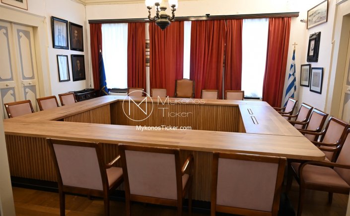 Mykonos Governance Shift: Δημοσιονομική απόφαση με Πολιτιστικό Αποτύπωμα – Το Δημοτικό Συμβούλιο Μυκόνου καθορίζει τη Στρατηγική 2026–2029