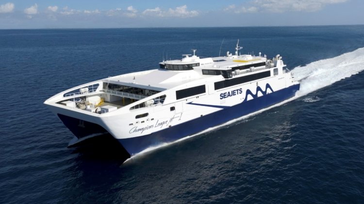 Ferry Delay: Εμπλοκή άγκυρας στο Champions League Jet 1 στην Πάρο